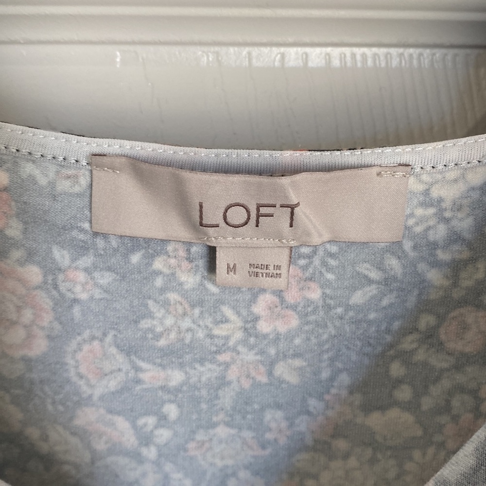 Loft Spring Dress - Picture 4 of 4